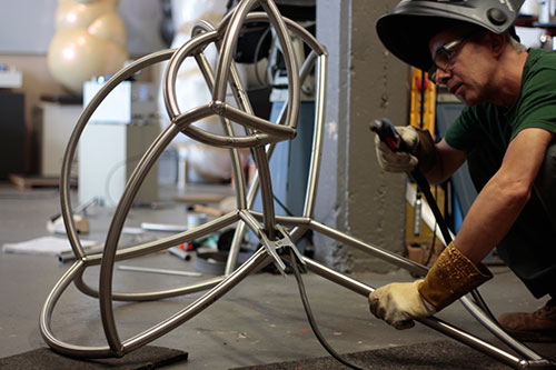 david fried welding stainless bubble sculpture